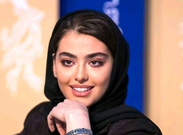 پشتپردههای خبر مرگ ریحانه پارسا