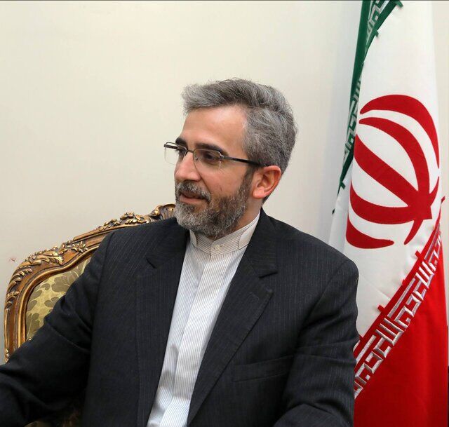 علی باقری در دیدار با انریکه مورا چه گفت؟