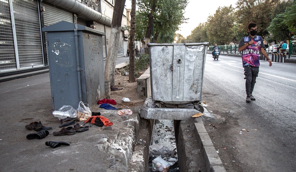 زباله‌های رها شده در مرکز شهر تهران