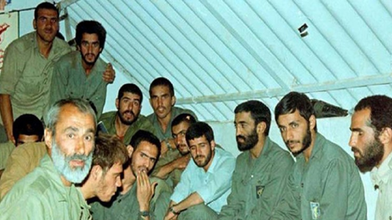 برگی از تاریخ/ حسرت شهید همت از عملیاتی که انجام نشد؛ بمبی که ۱۶ روز طول کشید خنثی شود!