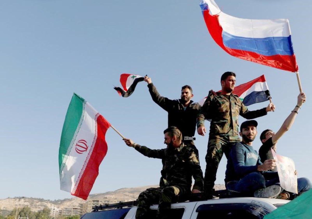میدل ایست مانیتور: آیا نیرو‌های ایرانی در حال خروج از سوریه هستند؟