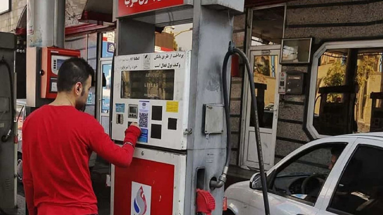 پمپ بنزین های استان قزوین به‌زودی به شرایط عادی بر می‌گردد