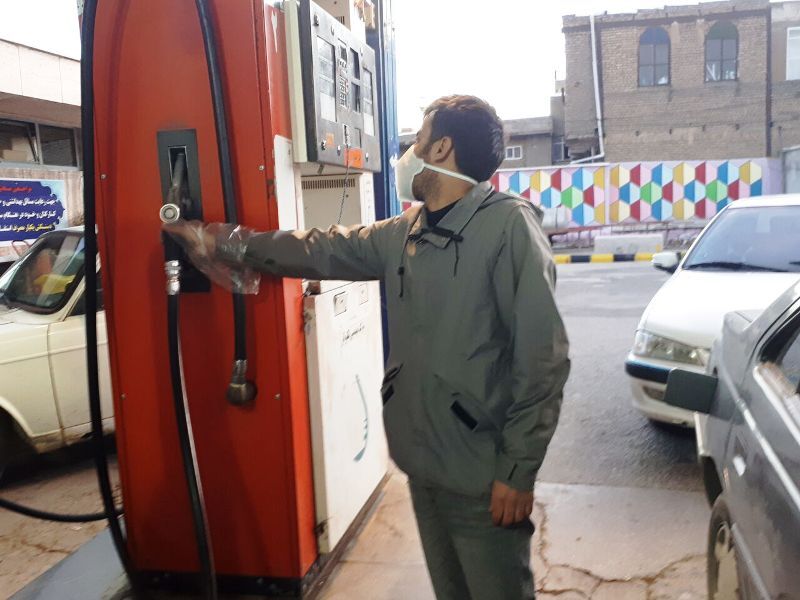 ۴۱ جایگاه سوخت تربت حیدریه بنزین را به صورت دستی توزیع می‌کنند