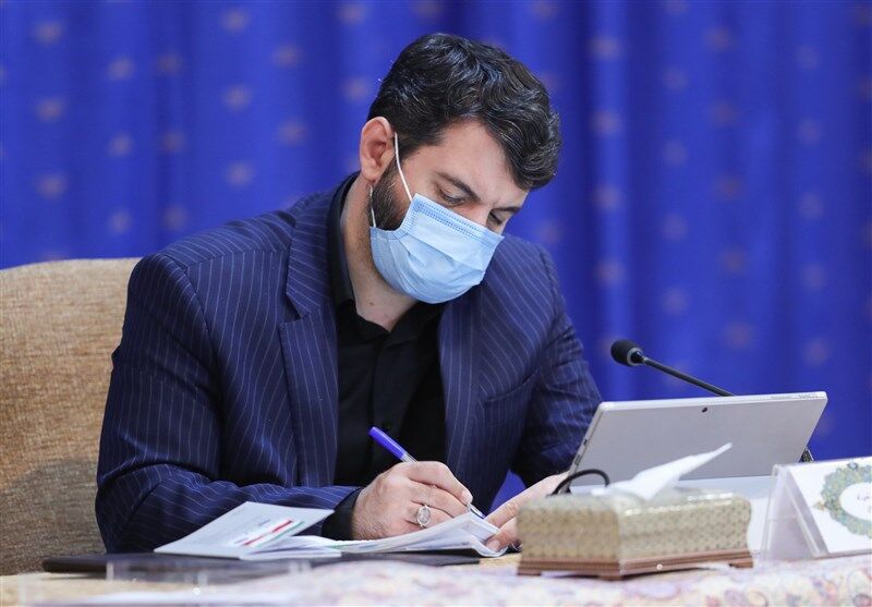 پاسخ وزیر کار به حذف و اضافه یارانهها