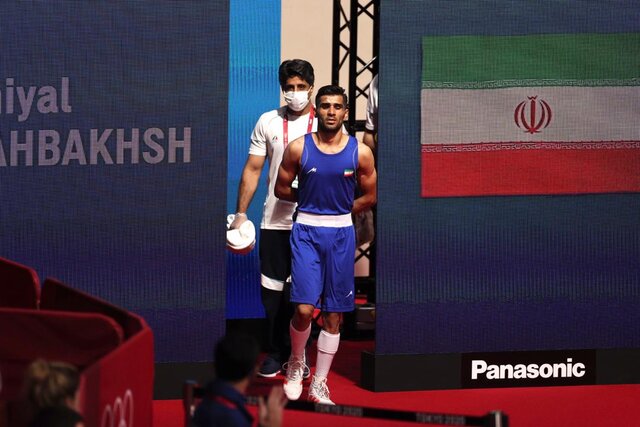 بوکس قهرمانی جهان/ برتری قاطع شهبخش در گام نخست