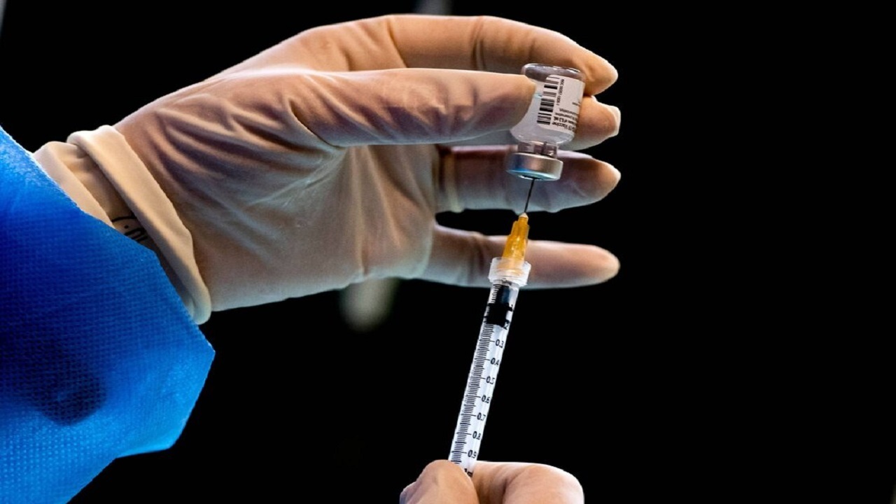 تزریق دز سوم واکسن کرونا برای همه گروه‌های سنی استان یزد