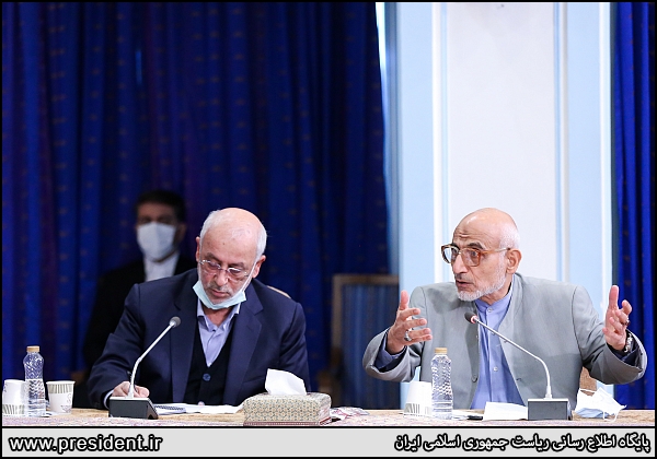 عکس/ حلقه نمایندگان تهران به دور رئیسی