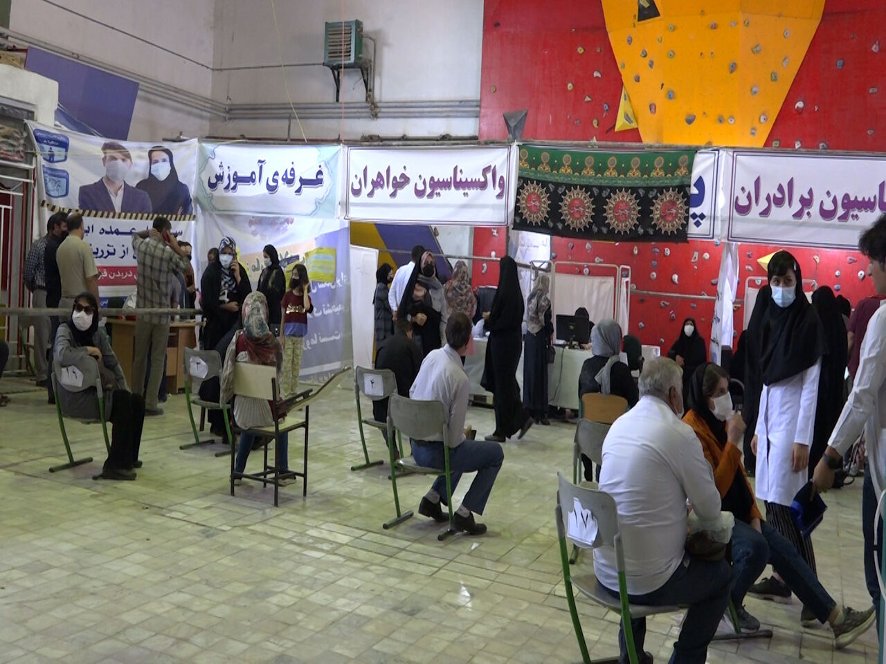 ۴۶۲ هزار و ۴۵۶ دز واکسن کرونا در منطقه کاشان تزریق شد