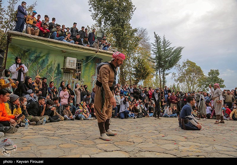 جشنواره بین المللی تئاتر خیابانی مریوان