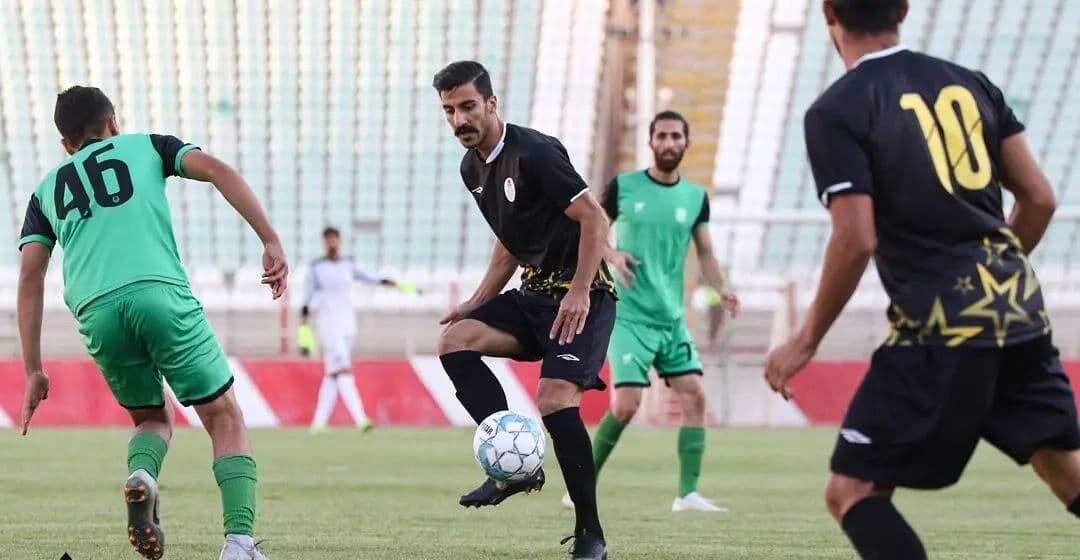 سقوط شهرداری همدان به رتبه هفتم لیگ یک فوتبال