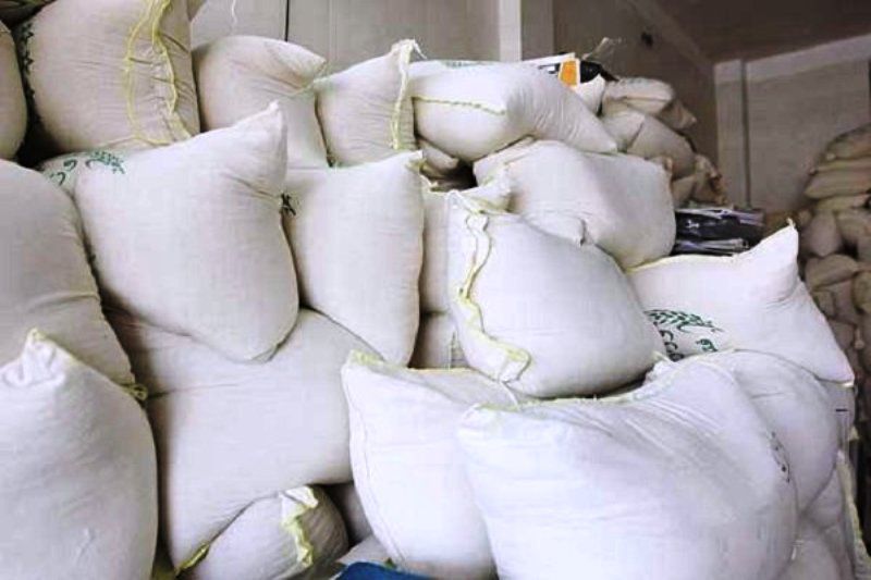 کشف ۲۰ تن برنج و نهاده‌های دامی قاچاق در باخرز
