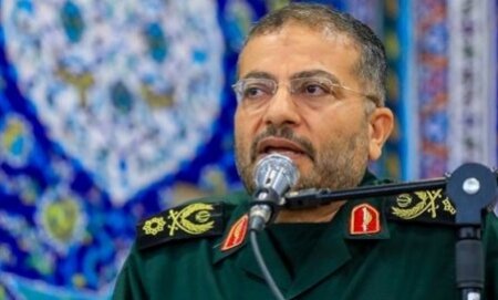سردار سلیمانی: قرار گرفتن ایران در قله افتخار به برکت خون ۳۶ هزار دانش‌آموز شهید است