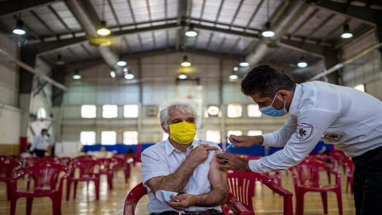 کاسبی در اصفهان به شرط داشتن کارت واکسیناسیون