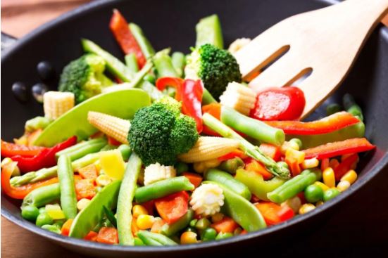 ویتامین سبزیجات را با این روش پخت حفظ کنید