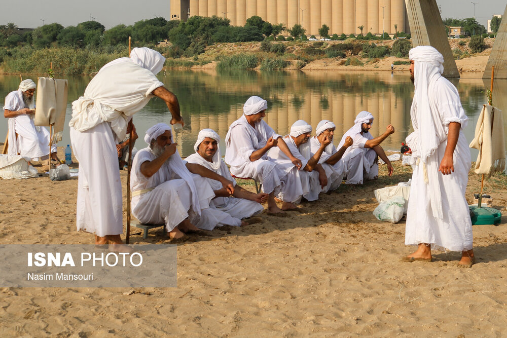 عکس/ مراسم عید پیروان حضرت یحیی (ع) در ساحل کارون