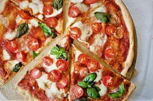«پیتزای گوجه‌ فرنگی» با چیلی برای عاشقان غذای تند