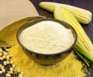 آرد ذرت با نشاسته ذرت چه فرقی داره؟