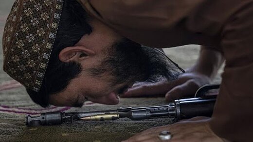 طالبان از مردم امتحان نماز می‌گیرد؛ بلد نبودن مجازات دارد!