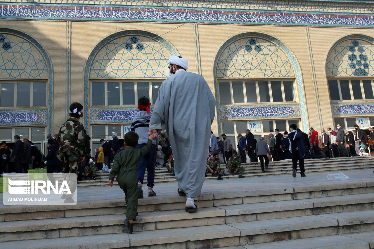 عکس/ حاشیه های نماز عبادی - سیاسی جمعه تهران