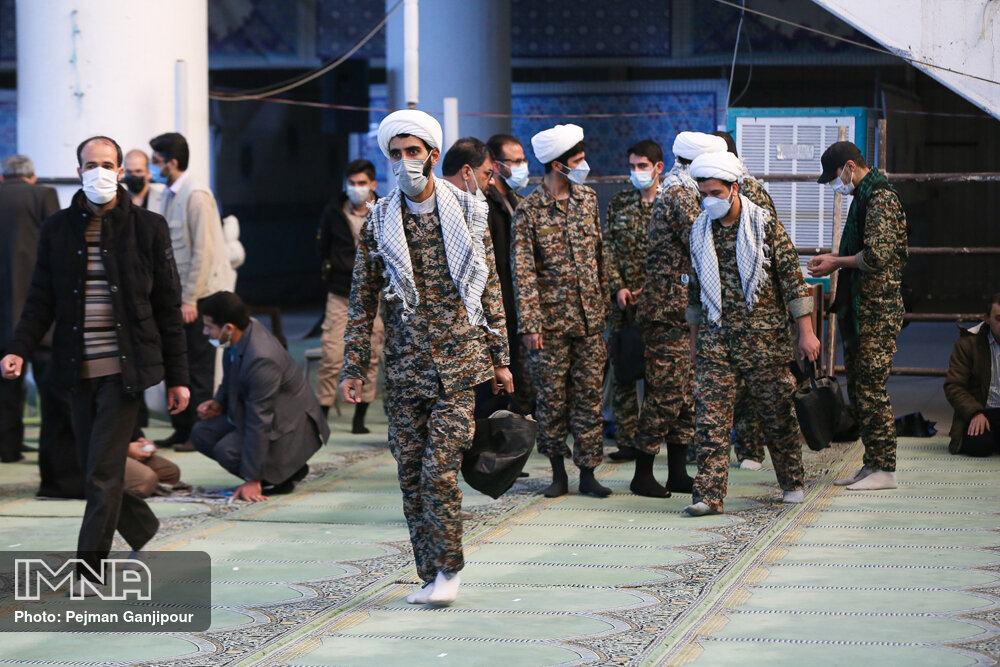 حاشیه ها در نماز جمعه اصفهان