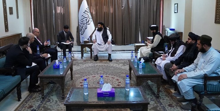طالبان: مدارس دخترانه بهطور کامل بازگشایی میشود