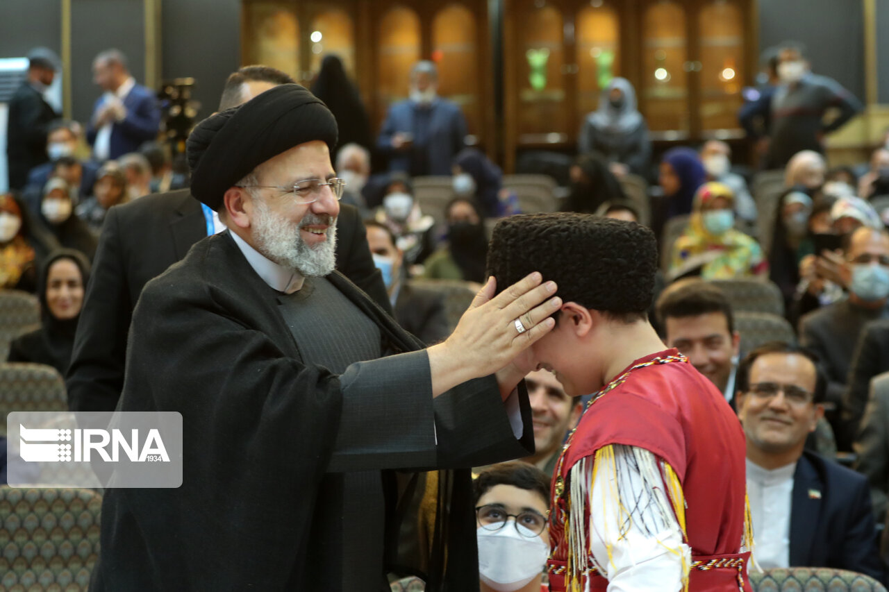 عکس/ در حاشیه سفر رییس جمهوری به کشور ترکمنستان