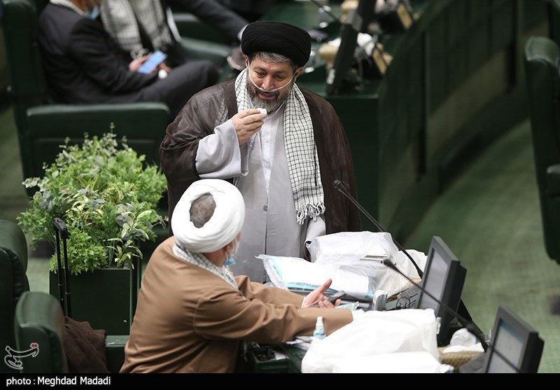 عکس/ در حاشیه جلسه رای اعتماد به وزیر آموزش و پرورش 