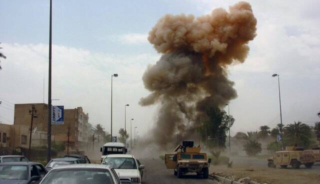 انفجار بمب دست‌ساز در مسیر کاروان تجهیزات نظامی در عراق