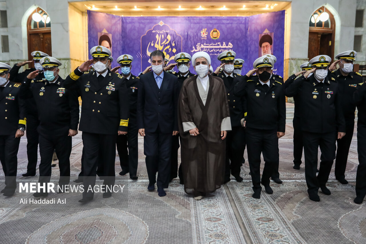 عکس/ تجدید میثاق نیروی دریایی ارتش با بنیانگذار انقلاب اسلامی 
