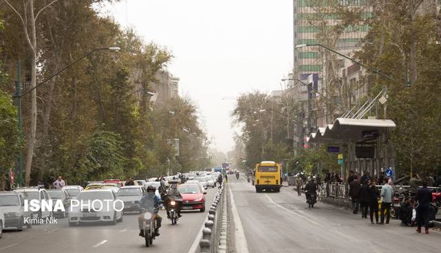 ممنوعیت تردد تاکسی و موتورسیکلت‌های کاربراتوری از سال آینده در کلانشهرها