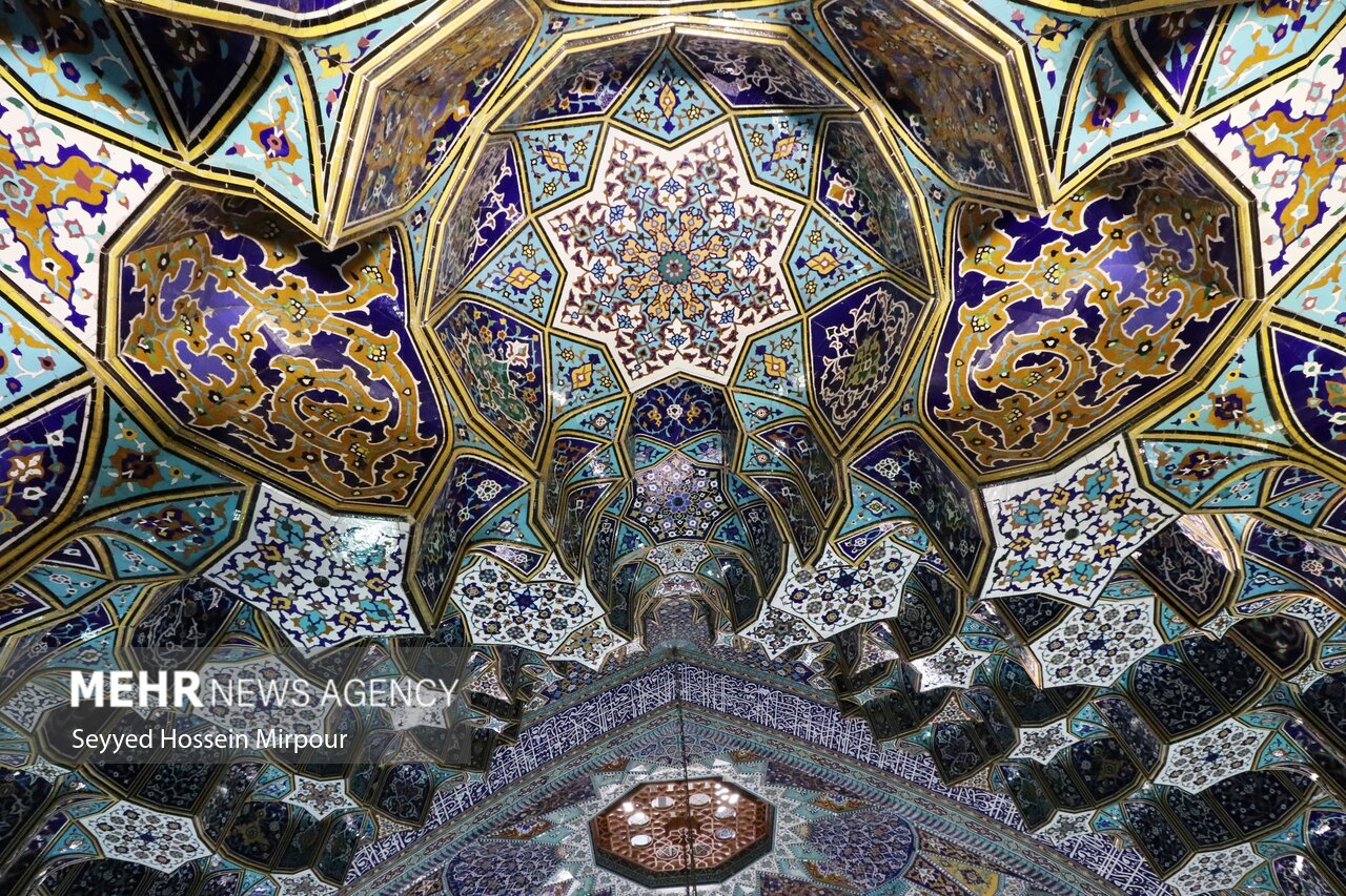 رنگ ها و نقش هایی که بهشت را تداعی می کنند