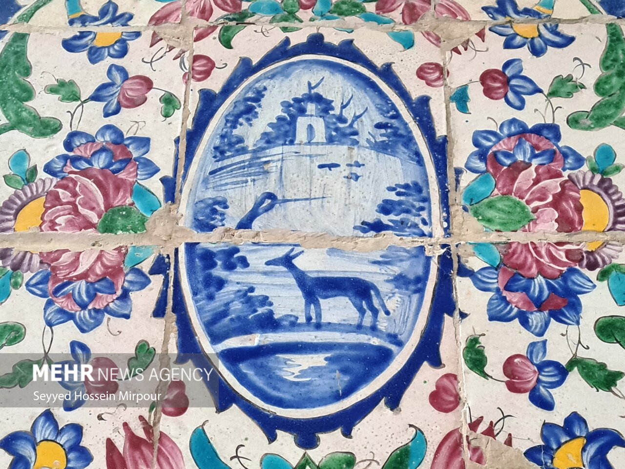 رنگ ها و نقش هایی که بهشت را تداعی می کنند