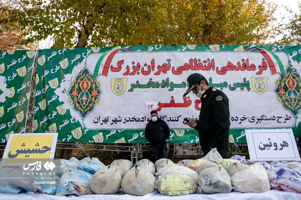 عکس/ دستگیری ۸۵ قاچاقچی مواد مخدر در تهران 
