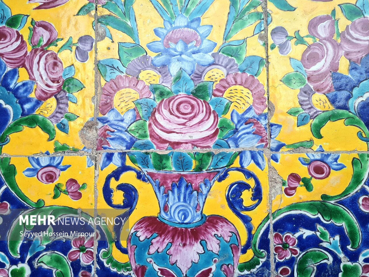 رنگ ها و نقش هایی که بهشت را تداعی می کنند