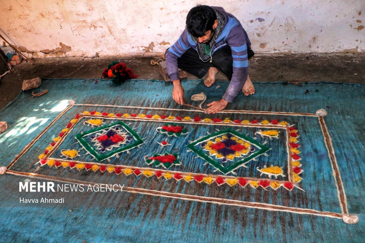 عکس/ نمدمالی؛ هنر از یاد رفته