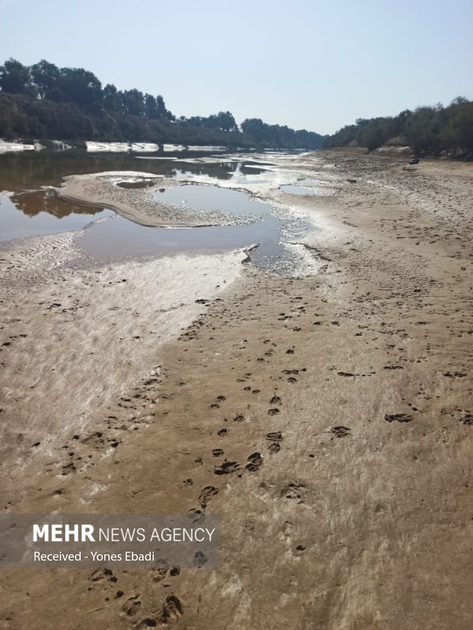 عکس/ خشک شدن رودخانه «زهره» در هندیجان خوزستان