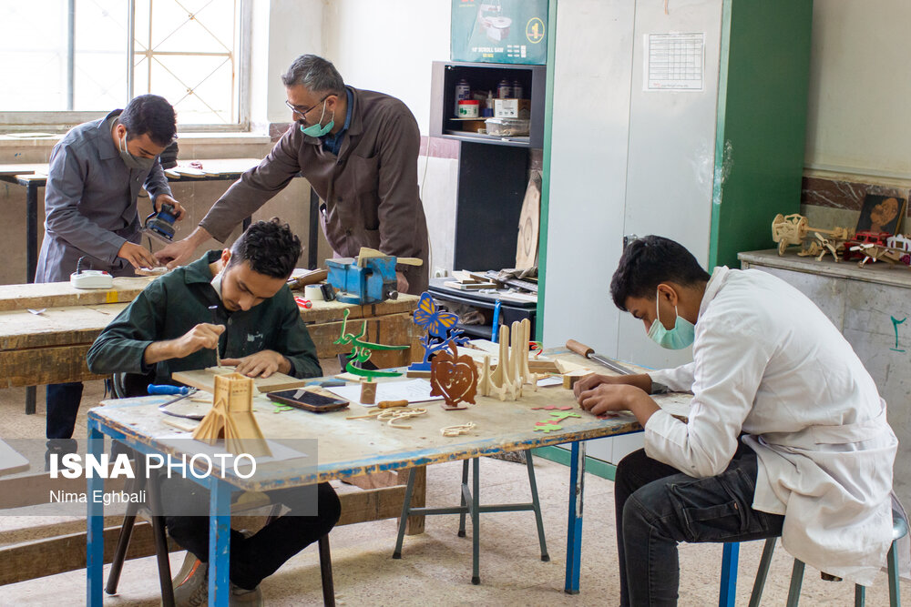 بازدید از دانش‌آموزان هنرستان استثنایی پویش قزوین