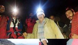 نجات کوهنورد گرفتارشده در کوه‌های سورکال شهرستان کرمانشاه