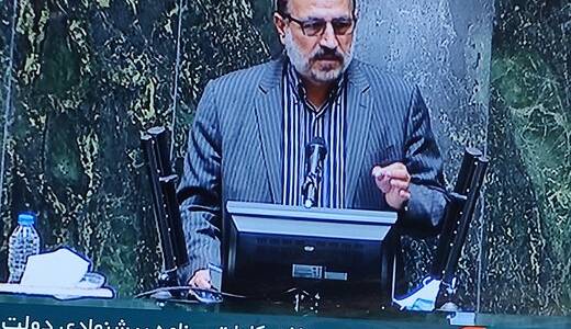 نماینده مجلس: خودروسازان حاضر نیستند تولیدات خود را به بازار بفرستند