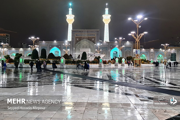 بارش باران در حرم مطهر رضوی