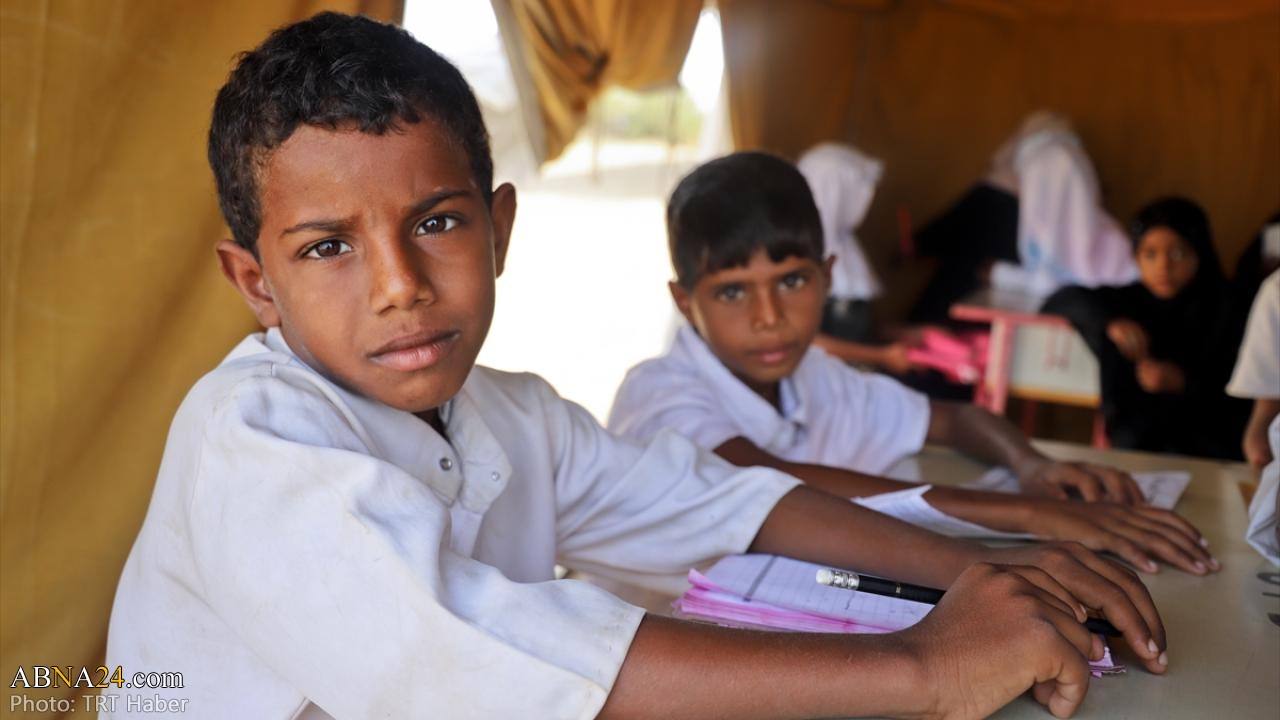 تحصیل دانش آموزان یمنی در چادر