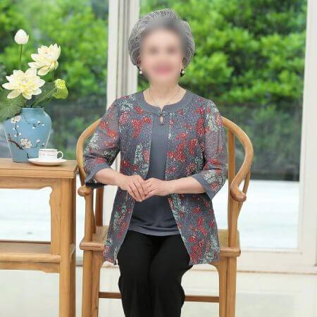 ست لباس برای خانم های سالمند
