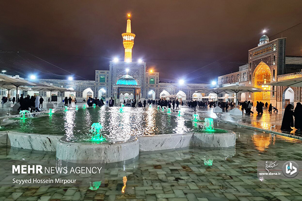 بارش باران در حرم مطهر رضوی