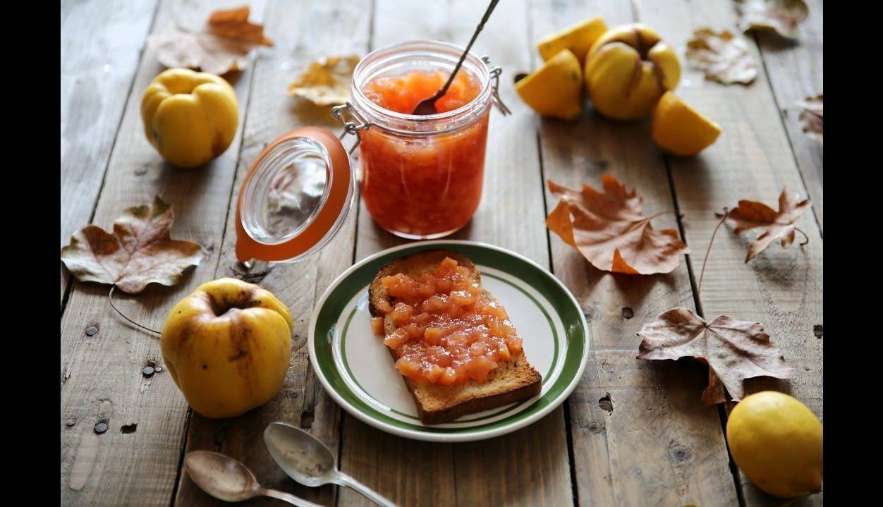 طرز تهیه مربای به؛ عطری ماندگار