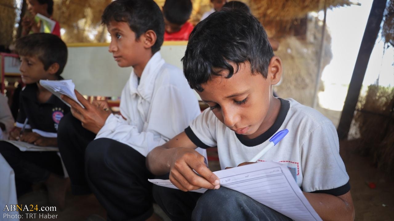تحصیل دانش آموزان یمنی در چادر