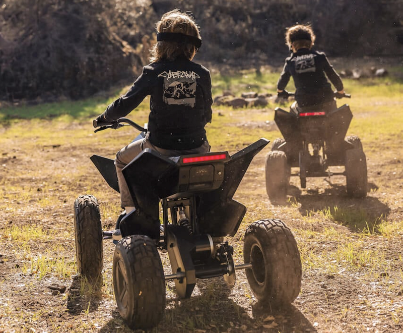 تسلا از موتور چهار چرخ برقی Cyperquad برای کودکان رونمایی کرد