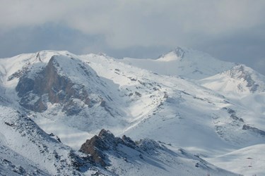 کوه‌های برفی غرب اصفهان