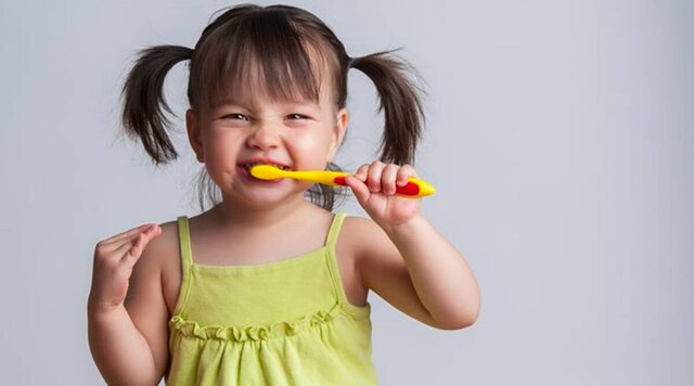 آیا اپلیکیشن ها در بهبود مسواک زدن بچه‌ها مؤثرند؟