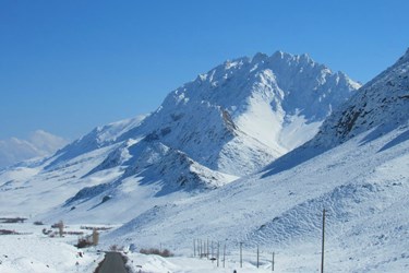 کوه‌های برفی غرب اصفهان