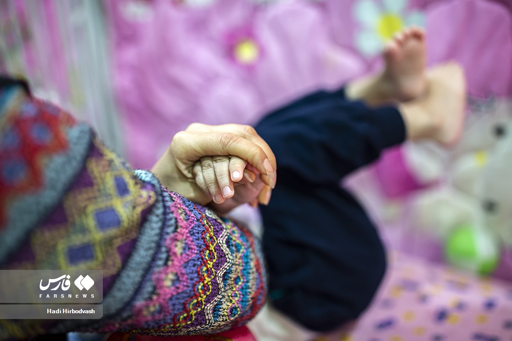 دستان پر مهر مادران بر سر بی‌پناه‌ترین نوزادان و کودکان پایتخت